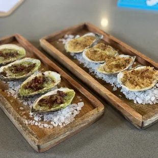 oysters on a wooden tray