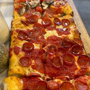 food, pizza