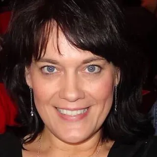 Laura T.