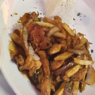 Pollo Saltado.