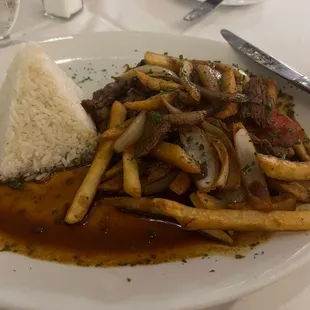 Lomo Saltado