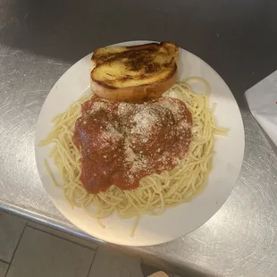 Spaghetti and meatballs