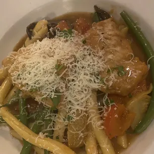 Chicken Marsala, wow I love thos and their pasta, but i wish it had mirenof a marsala taste, but it was Still Delcious never the less!