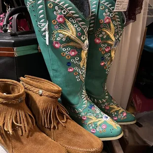 Cute boots!