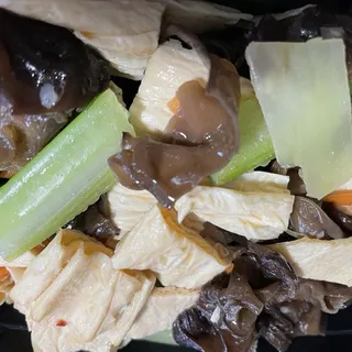 219 Fungus Salad