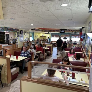 sushi and sashimi, interior