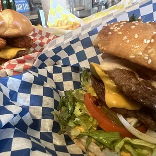 Big poppa, Angry 52 and Mega Friez