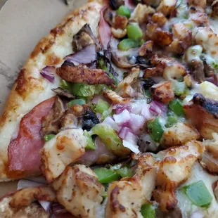 Chicken Supreme Pizza