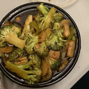 Broccoli w. Garlic Sauce