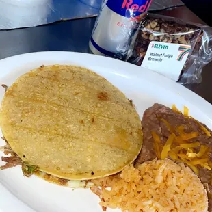 Mulita de asada &amp; rice with beans redbull not included