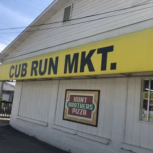 the front of a restaurant