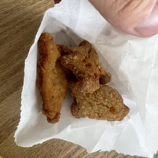 4 Chicken Nuggets