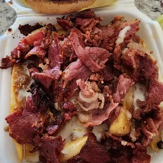 Pastrami Chili Fries