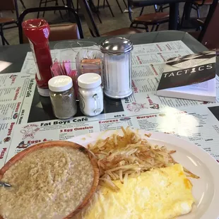 Cheese omelet, a load of oatmeal and double the hash browns