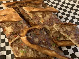 Meaux Jeaux Pizza