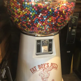 Oversized gum machine