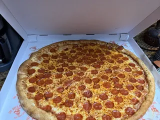 Fat Boy's Pizza - Harvey