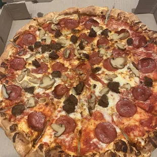 Large Pepperoni, mushroom &amp; meatball.