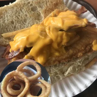 The Wild Cat and Onion Rings