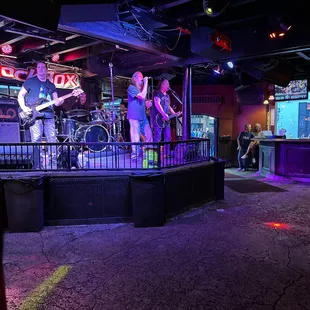 Live music never fails