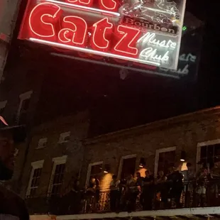 Everybody loves Fat Catz on Bourbon!