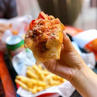 Truffle Bacon Lobster Roll (warm)