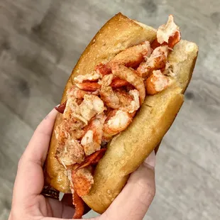 Butter lobster roll