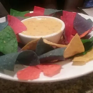 Queso with bottomless chips