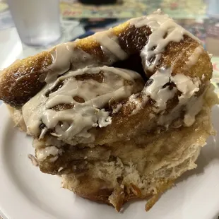 Cinnamon roll