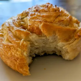 Green chile cheddar croissant