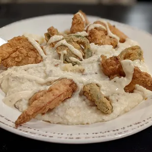 Shrimp and grits appetizer