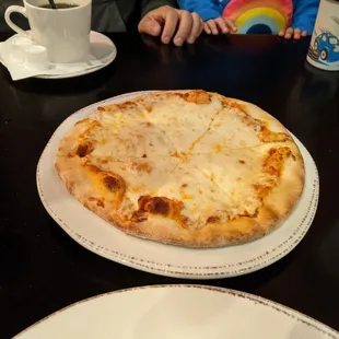 Kids Cheese pizza