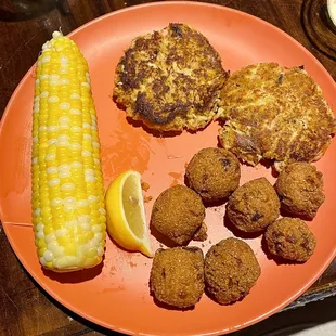 Carolina blue crab cake platter