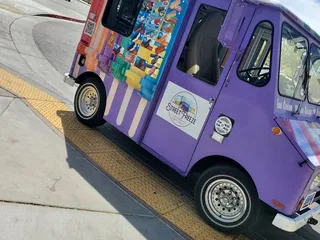Street Freeze Ice Cream & Party Truck