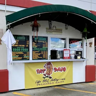 10.18.21 just outside of The Home Depot (between the two entrance/exit doors)