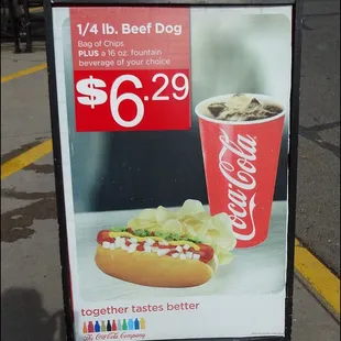 Three weeks ago, the same menu was posted for $5.11!  Things seemed to have changed...