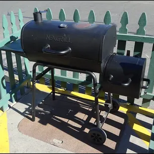 There is a simple, "low tech" charcoal-fired grill, which is used occasionally to grill tri-tip and other fine sandwich choices.
