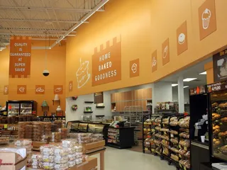 Super Saver, Fallbrook