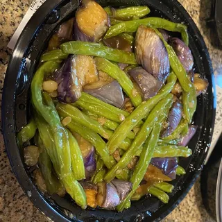 Eggplant Loves Green Bean