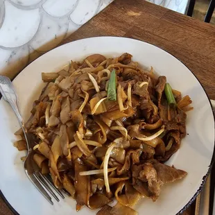 Beef chow fun