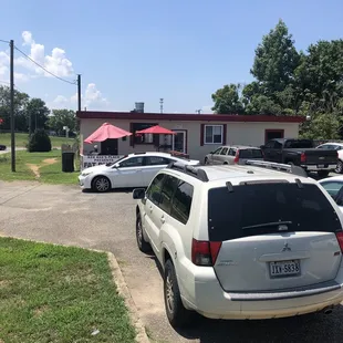 Parking lot on Sunday is pack