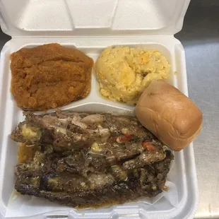 Bake Turkey Wing dinner /2 sides