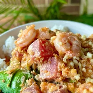 Custom bowl with spicy tuna