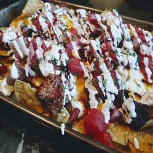a tray of nachos