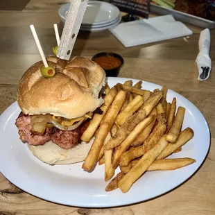 Southside Slopes Sandwich With Fries and Killer Sauce