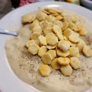 Great transporter for crackers