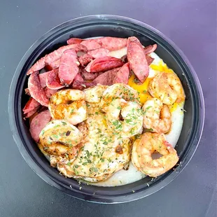 Classic Shrimp and Grits - Delicious!