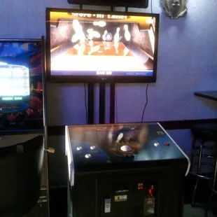 Game night on Tuesday's with Lolo!