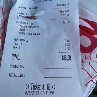 Server $20 buck and not 1 4 ounce cup in sight