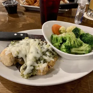Steamed Veggies &amp; Chicken Florentine
